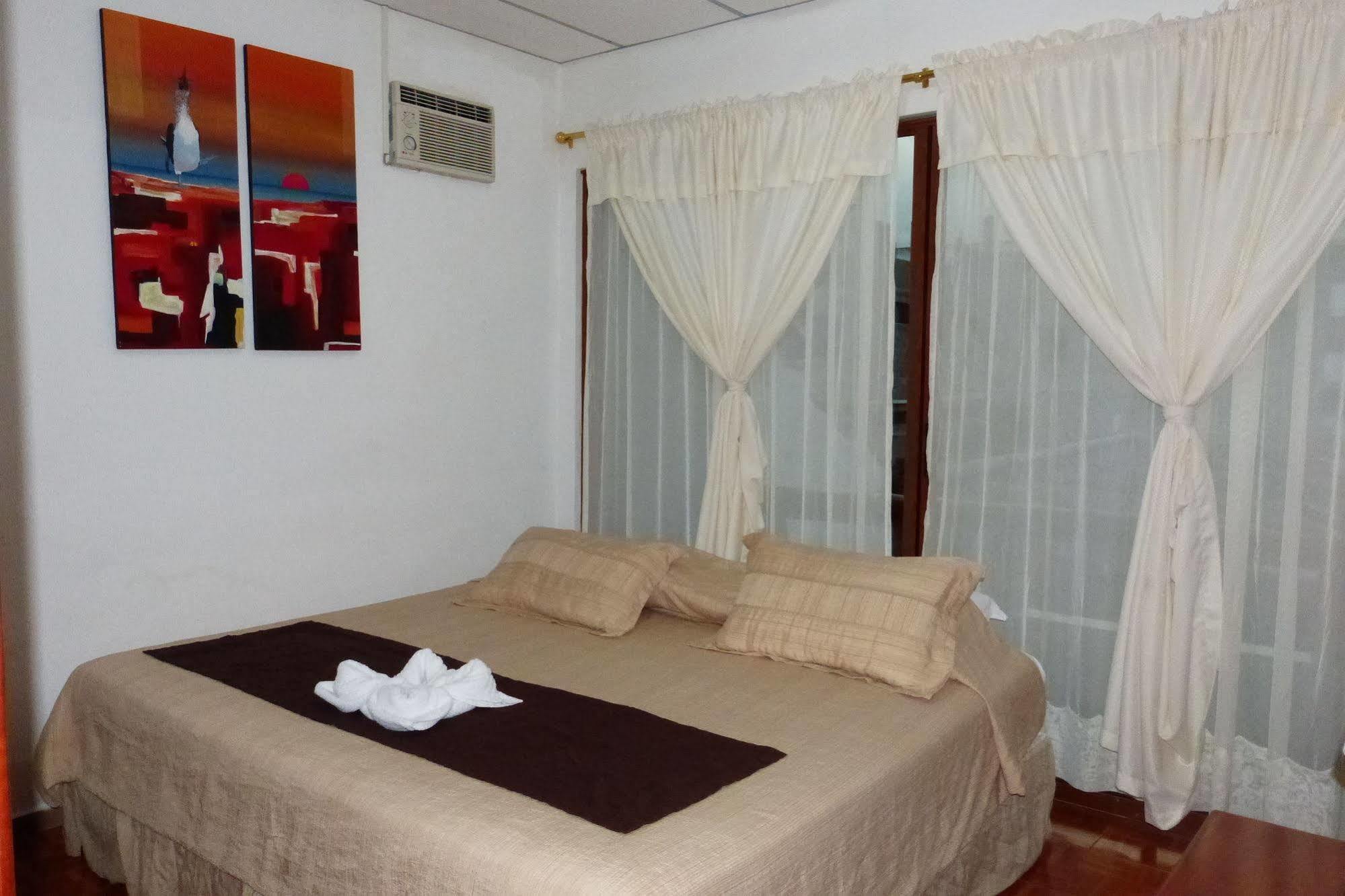 Galapagos Islands Hotel Puerto Ayora  Eksteriør billede