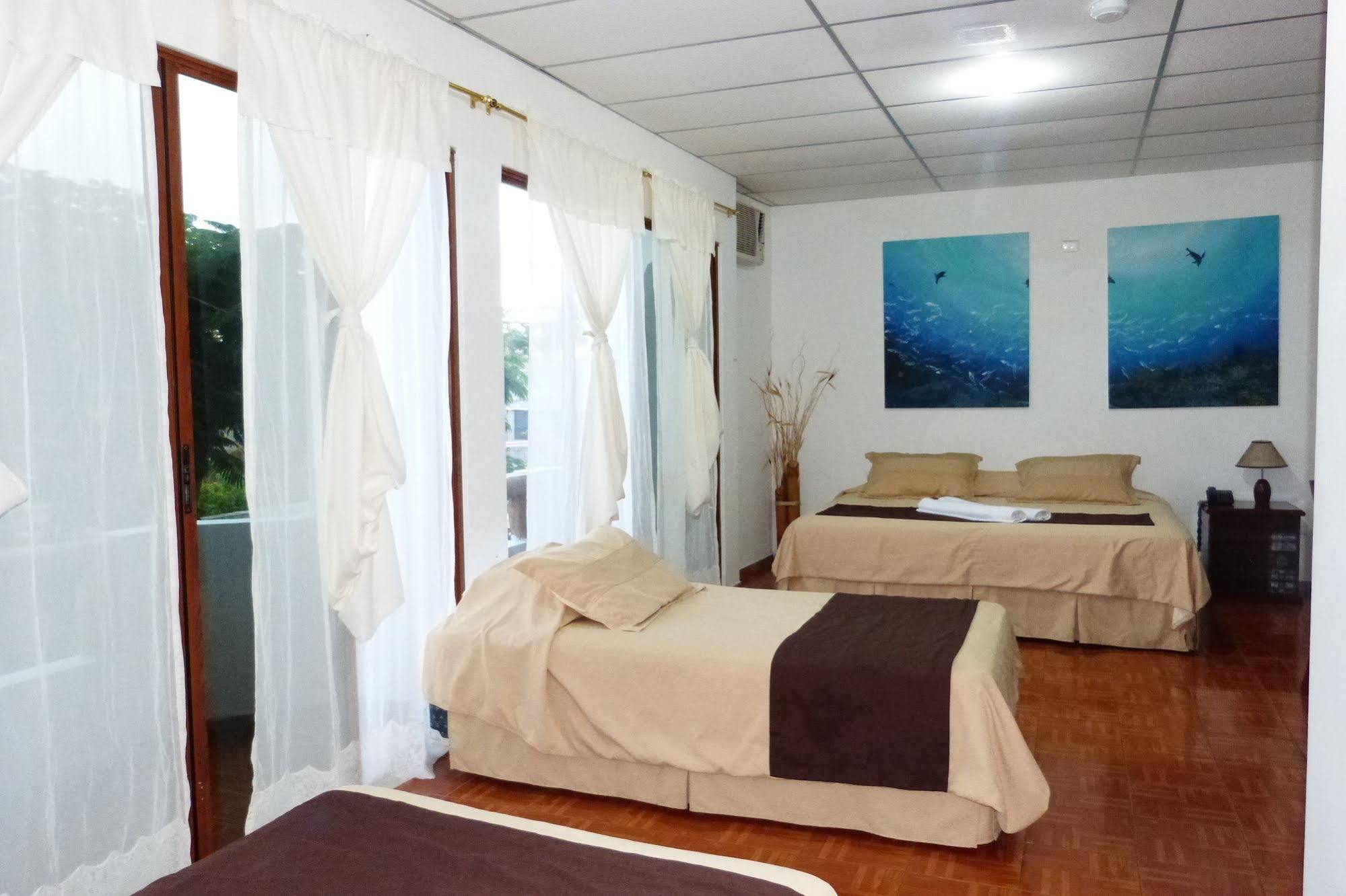 Galapagos Islands Hotel Puerto Ayora  Eksteriør billede